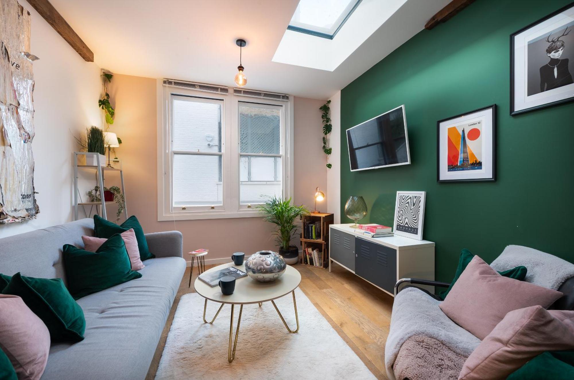 1Br Stylish Flat By Hostarahomes, Near Liverpool Street, Prime London Location, Sleeps Up To 4 ภายนอก รูปภาพ